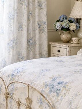 SIMPLY SHABBY CHIC➕Vintage British Rose Queen Duvet